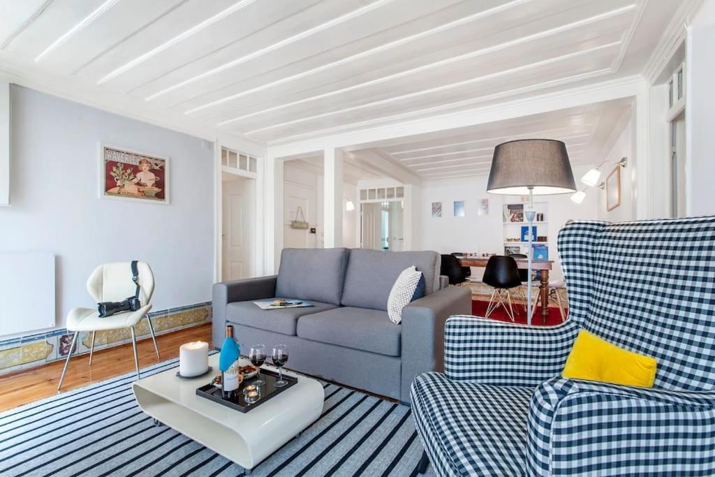 Charming 2 Bedroom Avenida Da Liberdade Apartamento Lisboa